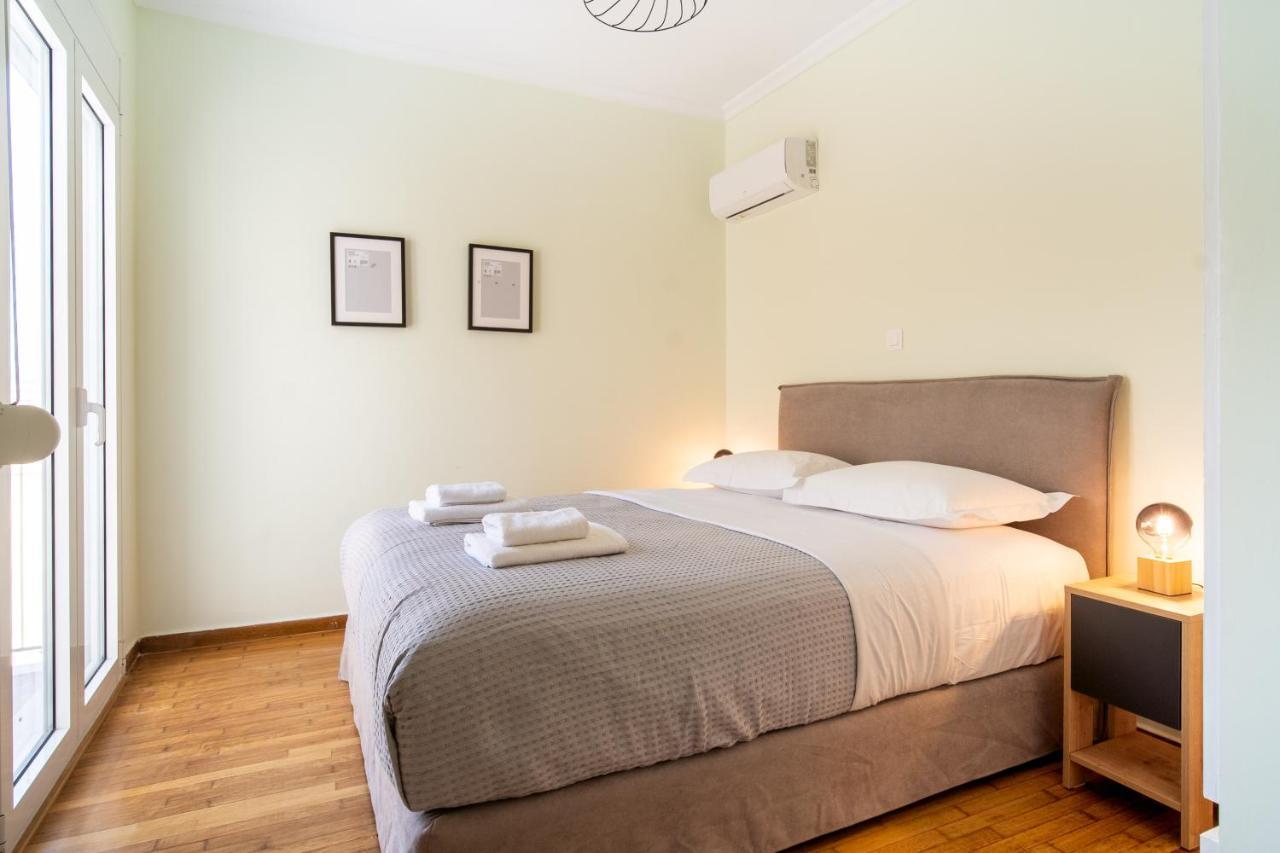 Aris123 By Smart Cozy Suites - Apartments In The Heart Of Athens - 5 Minutes From Metro - Available 24Hr Buitenkant foto