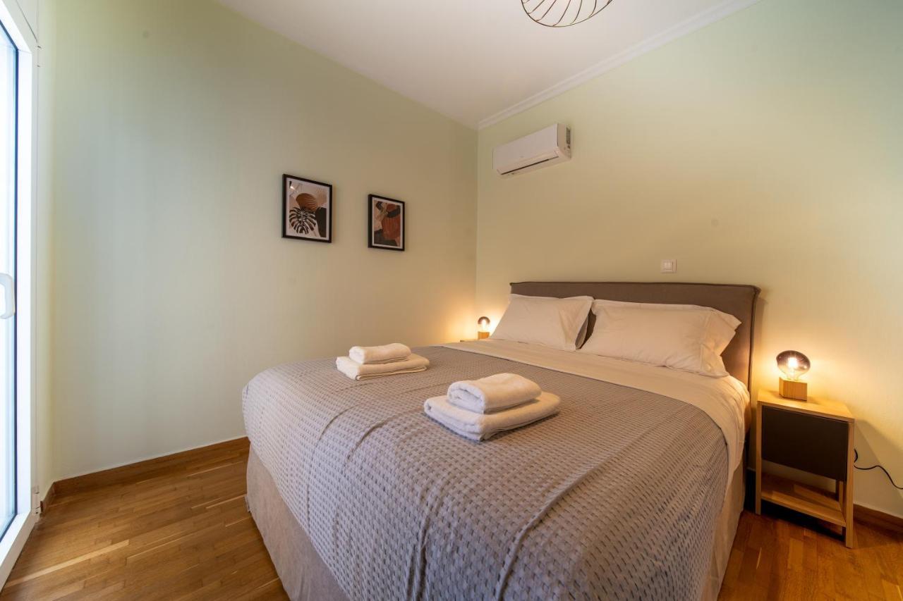 Aris123 By Smart Cozy Suites - Apartments In The Heart Of Athens - 5 Minutes From Metro - Available 24Hr Buitenkant foto