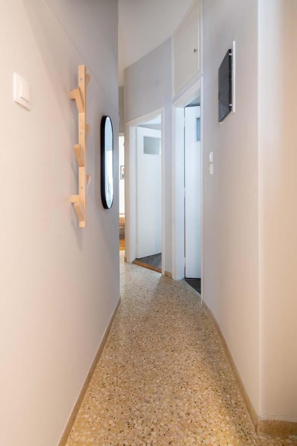 Aris123 By Smart Cozy Suites - Apartments In The Heart Of Athens - 5 Minutes From Metro - Available 24Hr Buitenkant foto